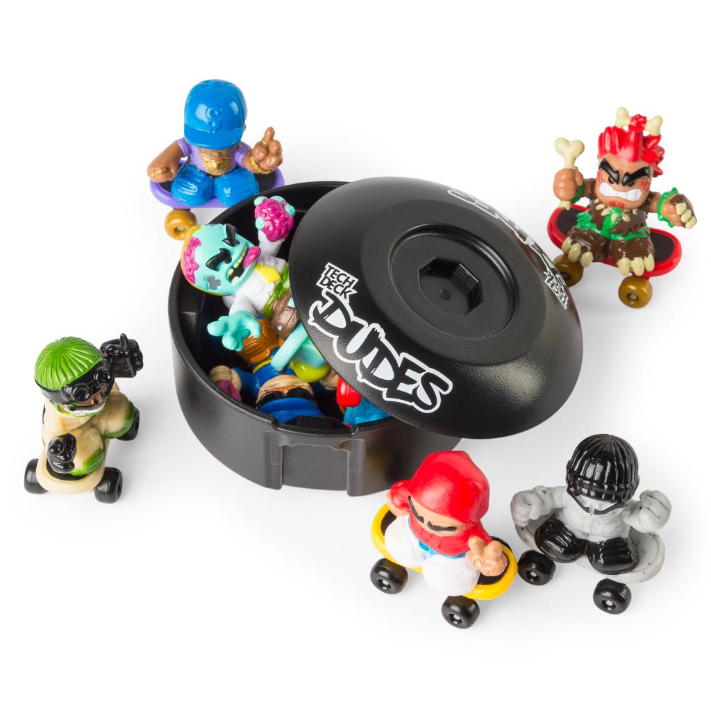 Spin Master Tech Deck Dudes Tech Deck Dudes 4 Pack Collectible 